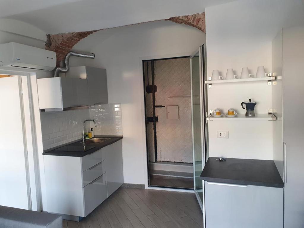 Appartamento Vacanze Cavalli Genua Exteriör bild